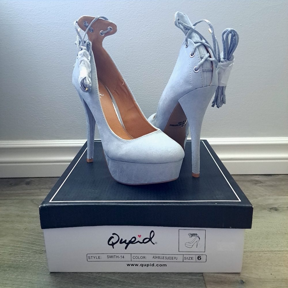 Qupid Ash Blue Suede Platform High Heels - Women's Size 6